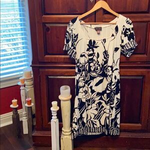 Trulli dress - black and white floral size L